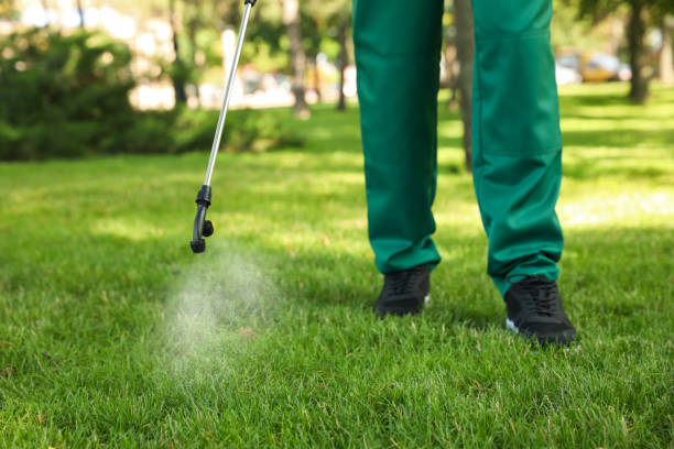 Best Commercial Pest Control Services  in Marshalltown, IA